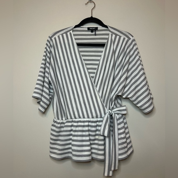 DKNY Tops - DKNY Faux Wrap Peplum Top Size Large